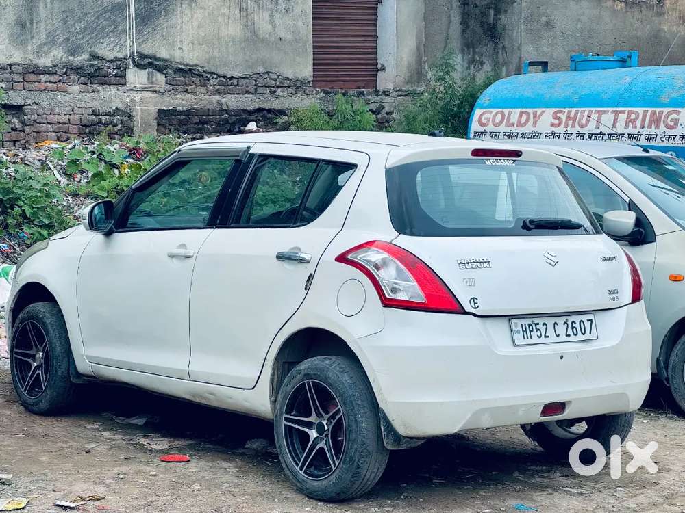 Maruti Suzuki Swift Zxi 2012
