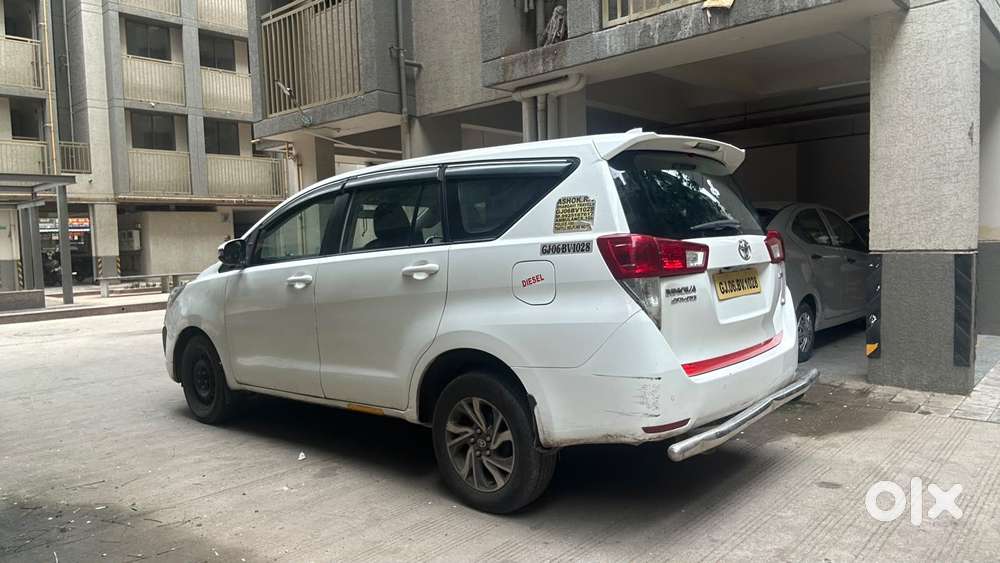 Toyota Innova Crysta 2.4 G Mt 8s, 2022, Diesel