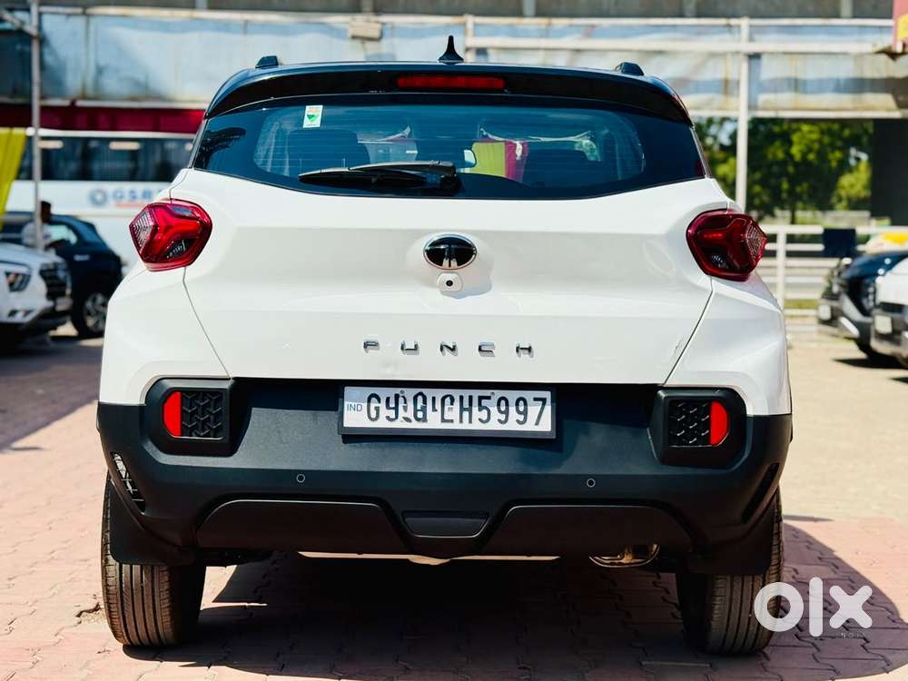 Tata Punch Creative Amt, 2025, Petrol