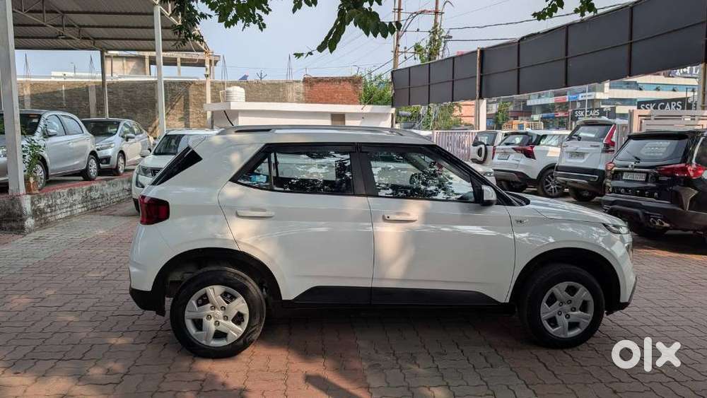 Hyundai Venue S 1.2 Petrol, 2020, Petrol