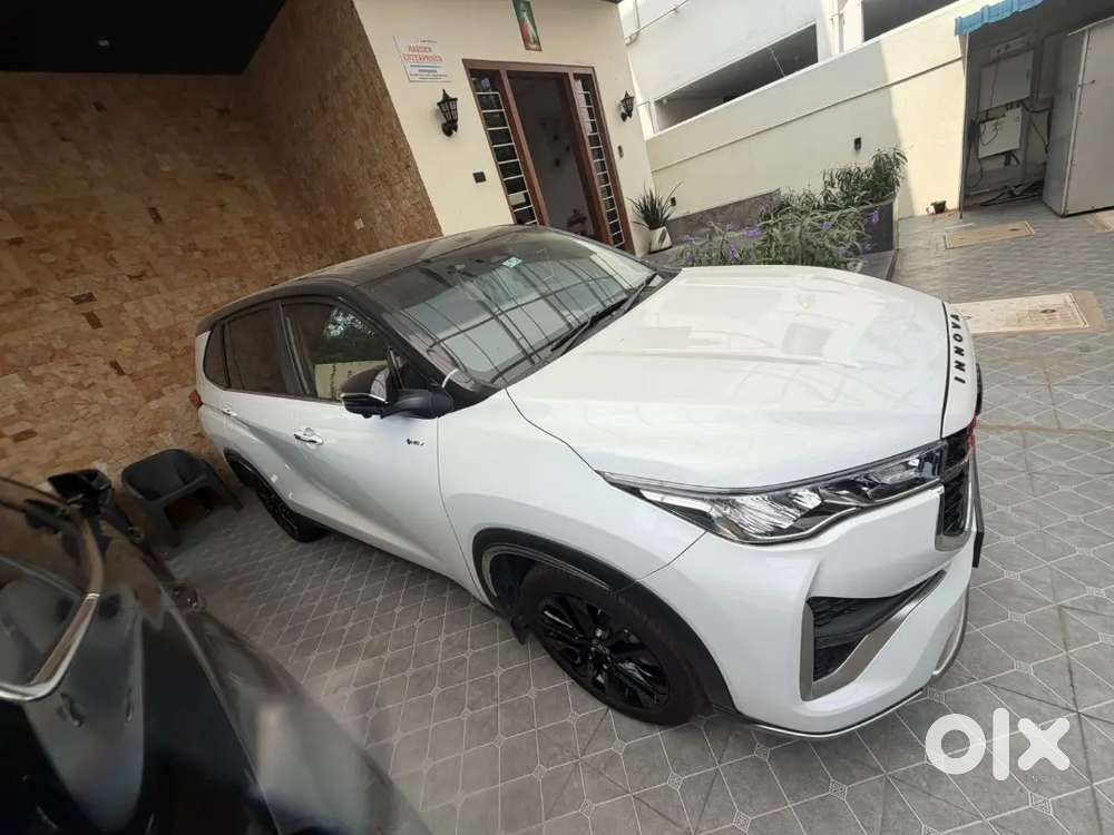 Toyota Innova Hycross Exclusive Edition 2025 Petrol 2300 Km Driven