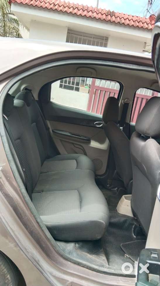 Tata Tiago 1.2 Revotron Xza, 2018, Petrol