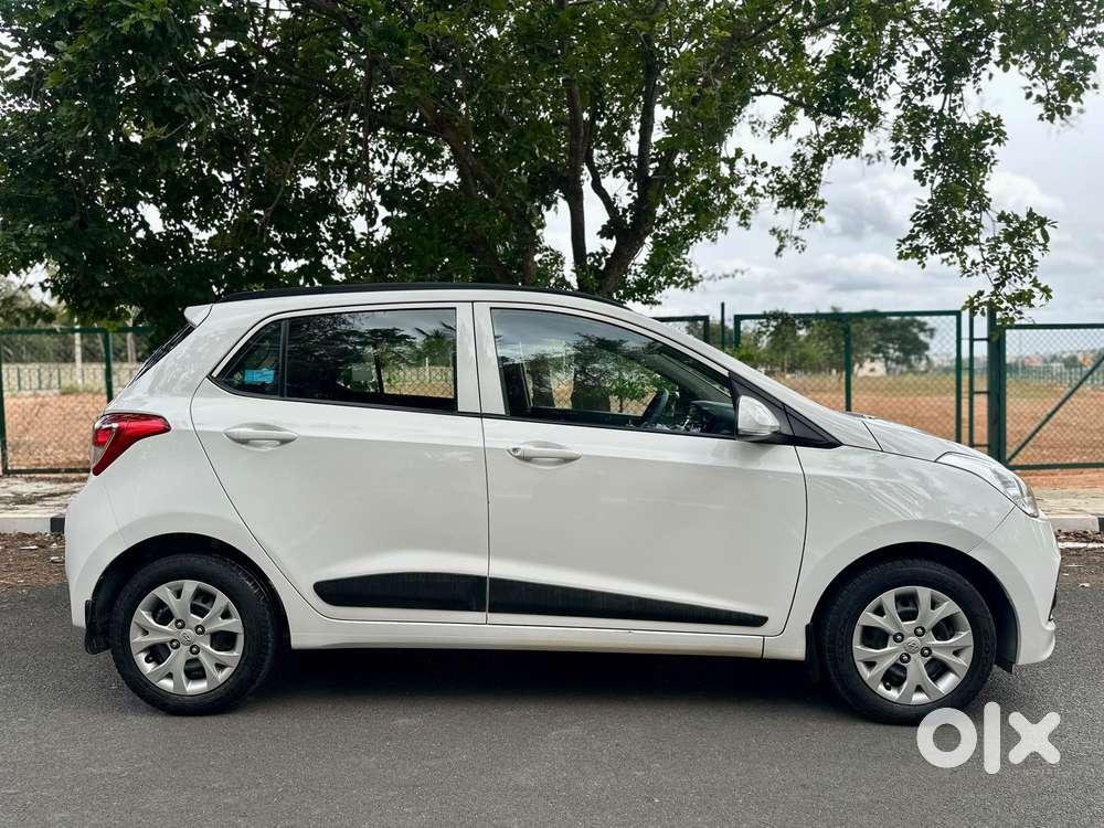 Hyundai Grand I10 Sportz, 2016, Petrol