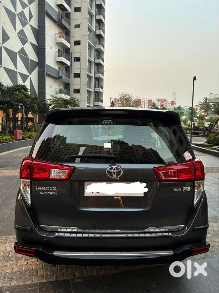 Toyota Innova Crysta 2021 Diesel Well Maintained