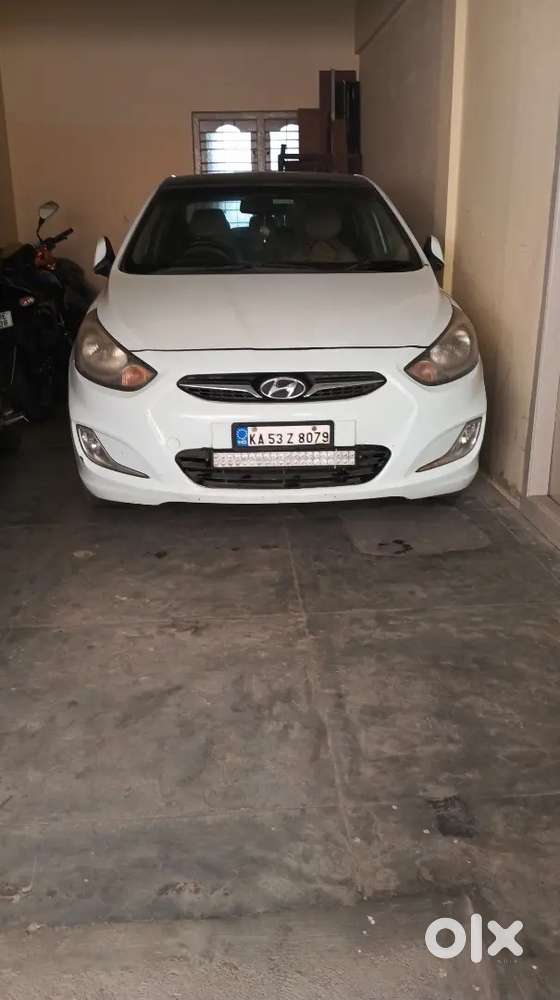 Hyundai Verna 1.6 Sx 2012