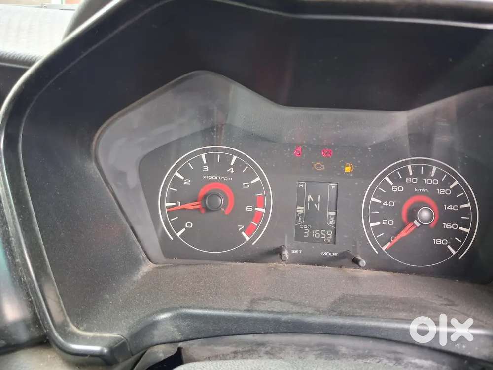 Mahindra Kuv 100 2017 Model