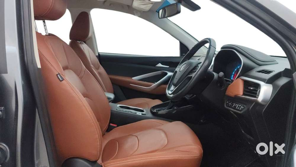 Mg Hector Plus 1.5 Sharp Turbo Cvt 6 Str, 2022, Petrol