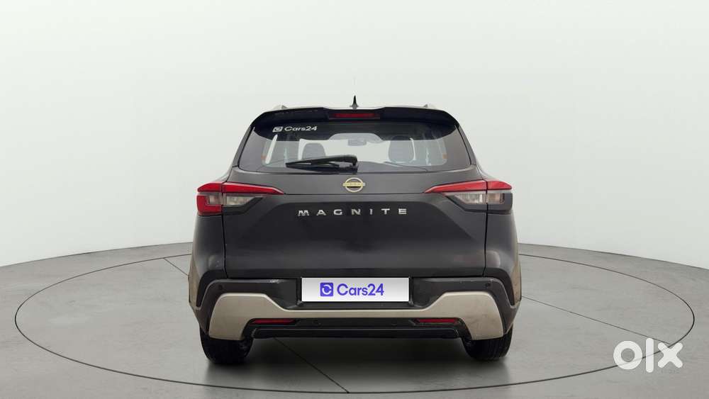 Nissan Magnite 1.0 Xv, 2022, Petrol