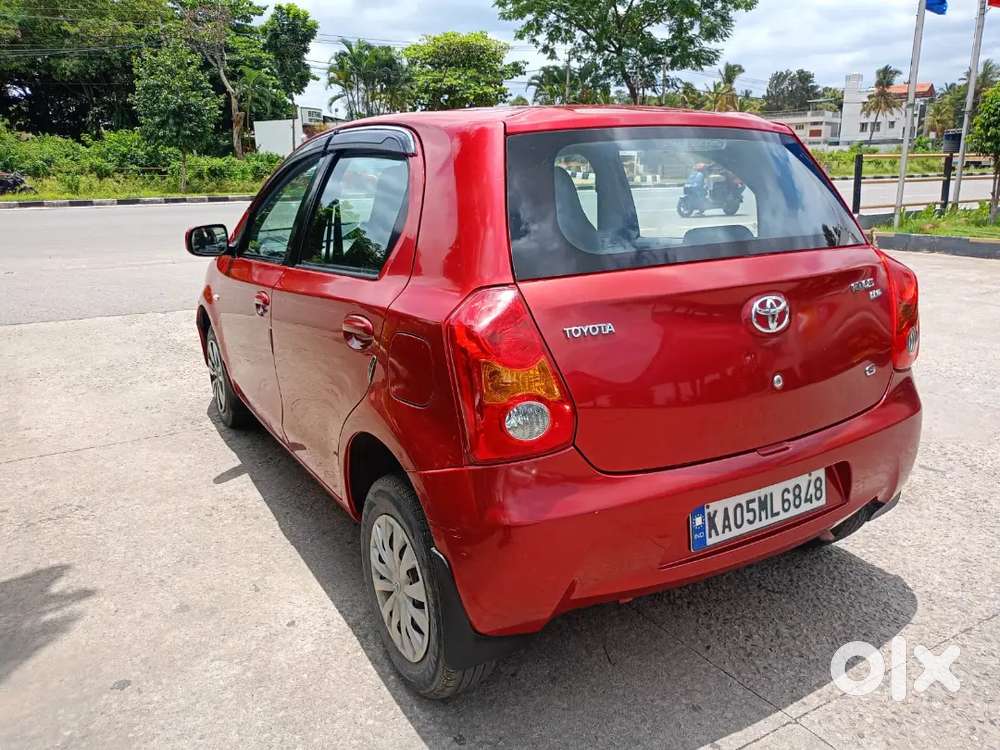 Toyota Etios Liva 2012