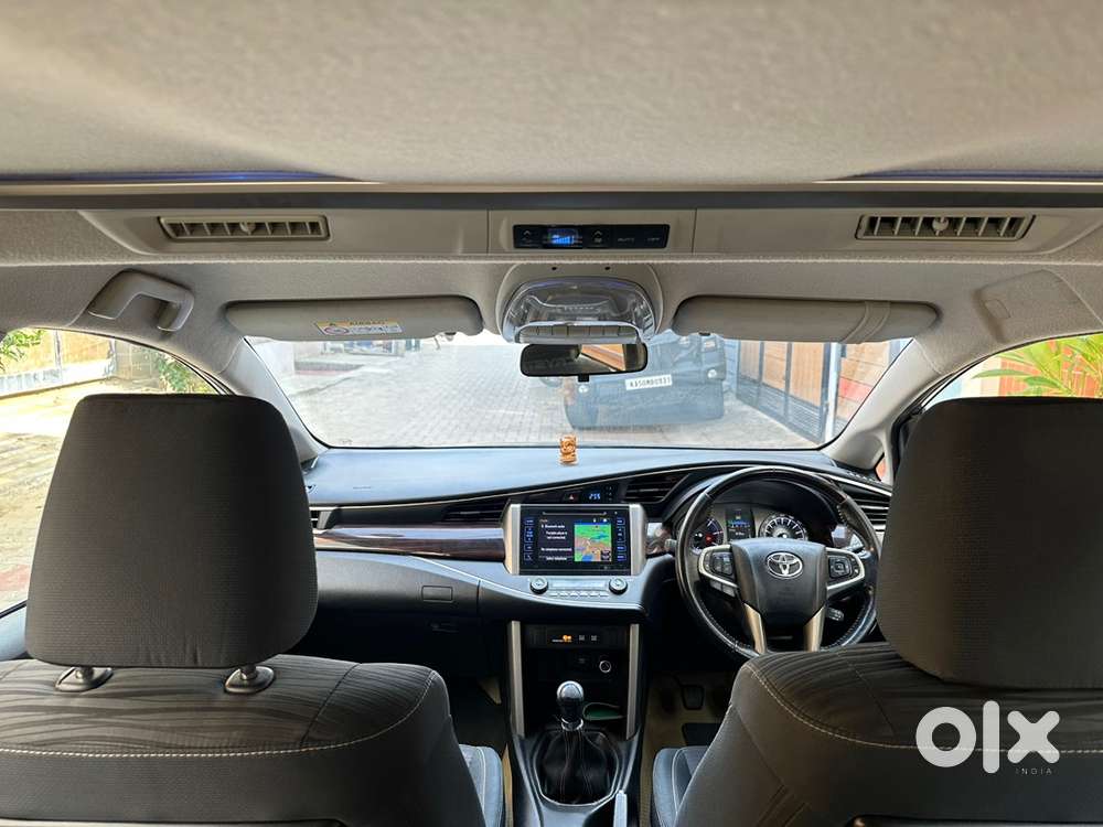 Toyota Innova Crysta 2019