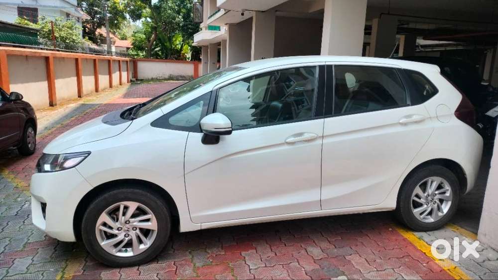 Honda Jazz V Mt 1.2 Petrol , Orchid Pearl White