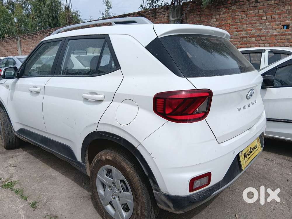 Hyundai Venue 1.4 Crdi S, 2019, Diesel