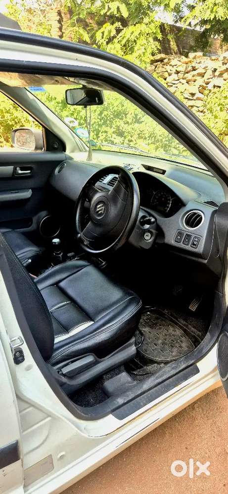 Maruti Suzuki Dzire Vxi 2010