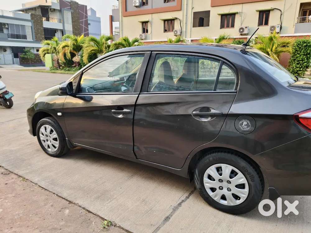 Honda Amaze Petrol 2016