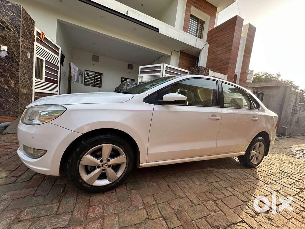 Skoda Rapid Diesel 2016