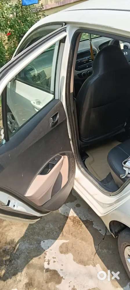 Hyundai Grand I10 2016 Petrol 29000 Km Driven