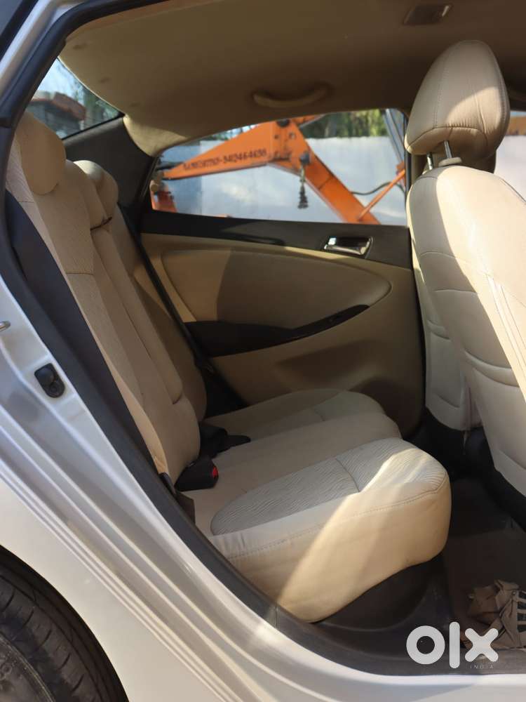 Hyundai Verna 1.4 Cx Vtvt, 2014, Petrol