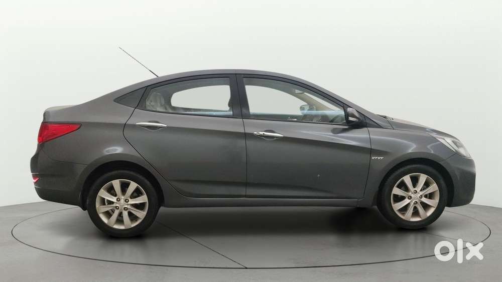 Hyundai Verna Fluidic 1.6 Vtvt Sx, 2013, Petrol