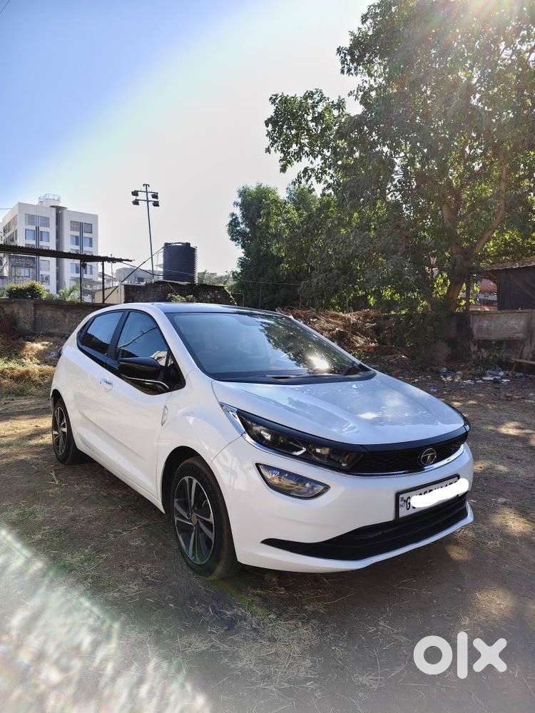 Tata Altroz XZ Plus (S) Dark Edition Diesel, 2023, Diesel - Cars