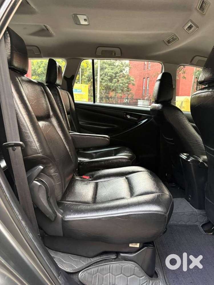 Toyota Innova Crysta 2.4 Gx Mt, 2019, Diesel
