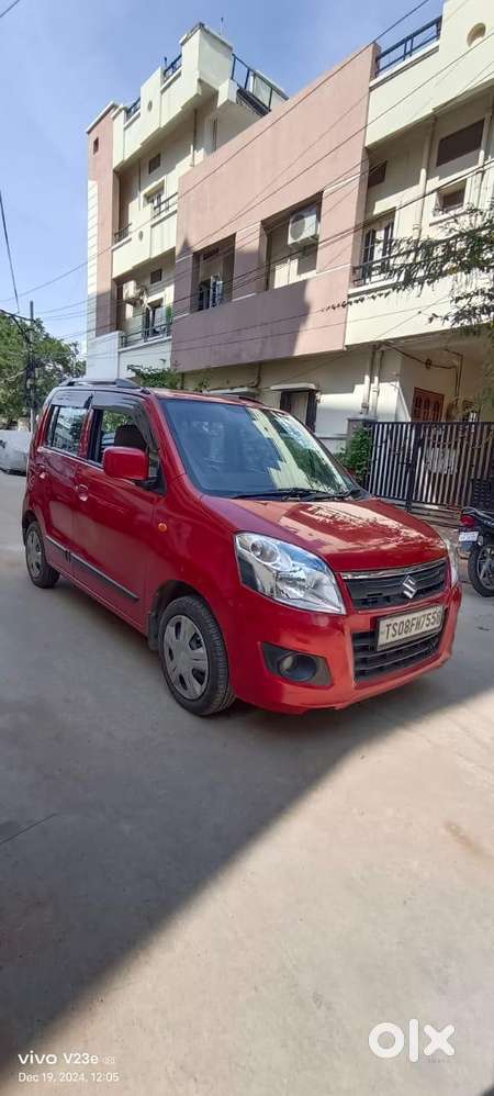 Maruti Suzuki Wagon R Vxi 1.0, 2017, Petrol