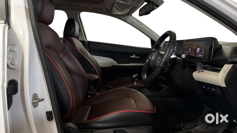 Hyundai Verna 1.5 Mpi Mt Sx (o), 2024, Petrol