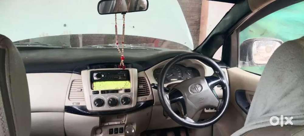 Toyota Innova Crysta 2013