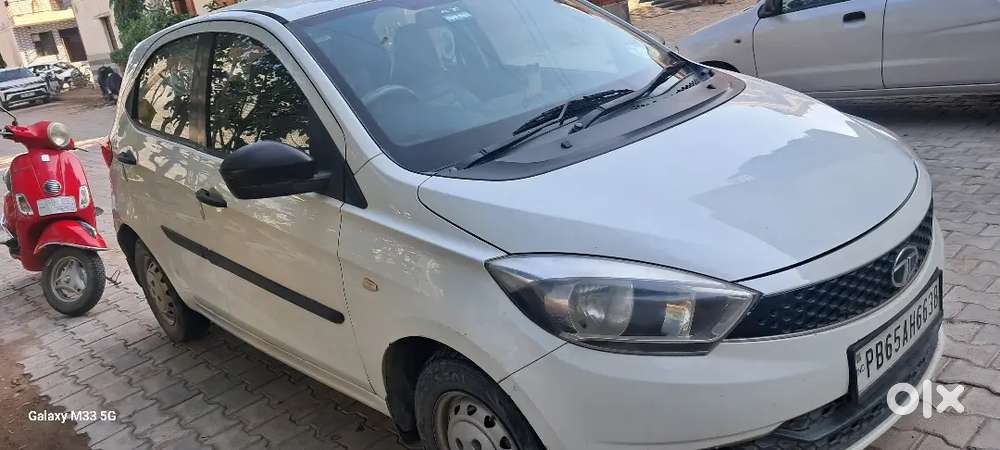 Tata Tiago 2016 Petrol 98000 Km Driven