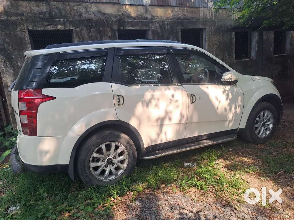 Mahindra Xuv500 2015