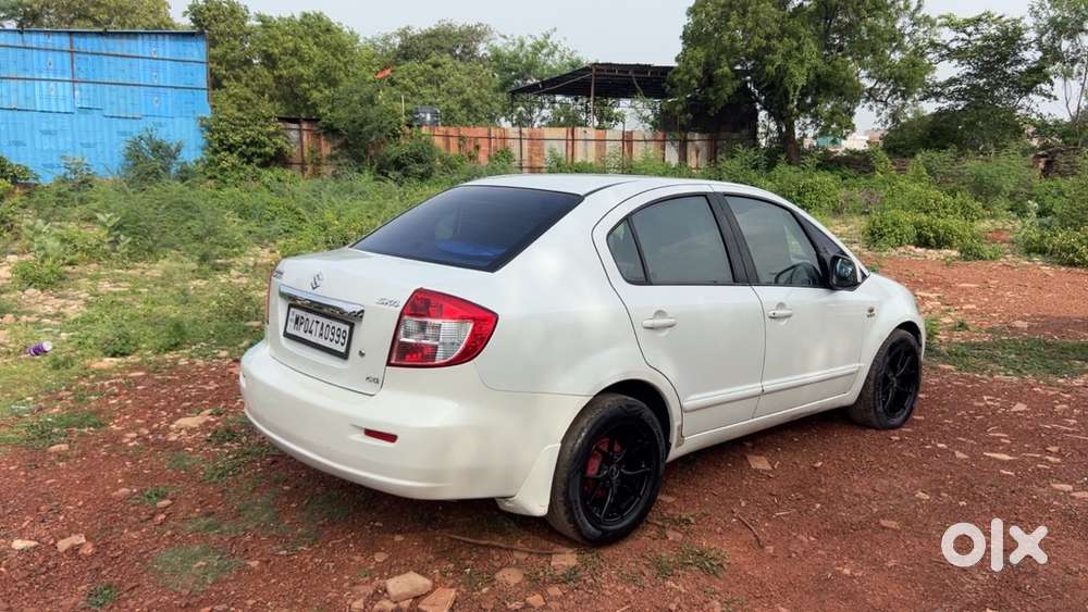 Maruti Suzuki Sx4 2011