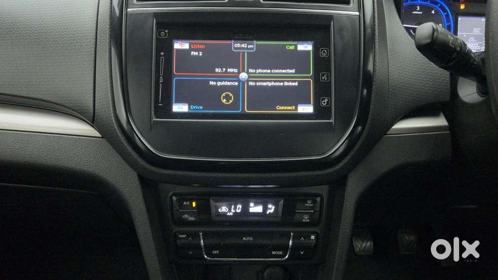 Maruti Suzuki Vitara Brezza Zdi+ Dual Tone Mt, 2016, Diesel