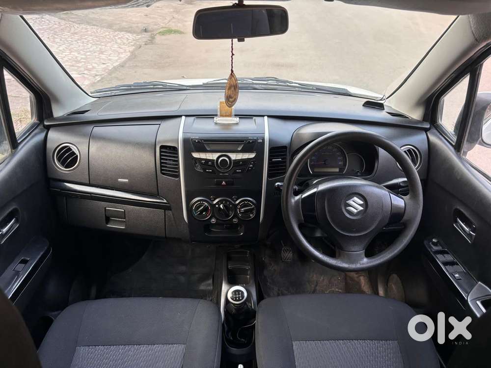 Maruti Suzuki Stingray Vxi, 2015, Petrol