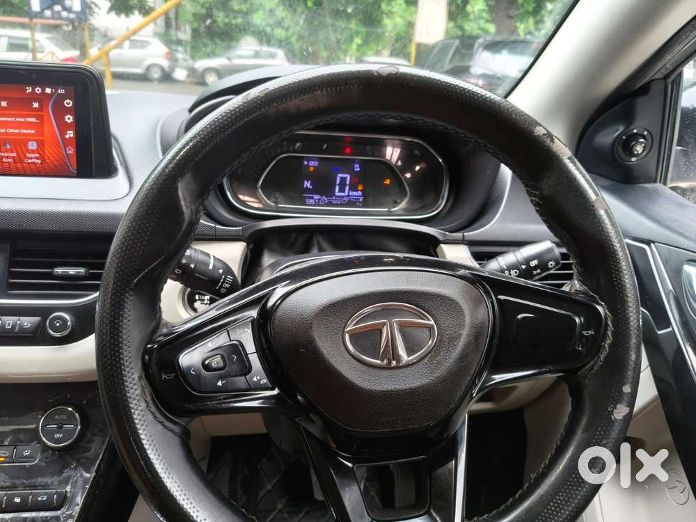 Tata Nexon 1.2 Revotron Xza Plus, 2020, Petrol