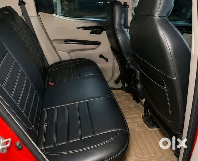 Mini Suv Mahindra Kuv 100 2016 Petrol Well Maintained