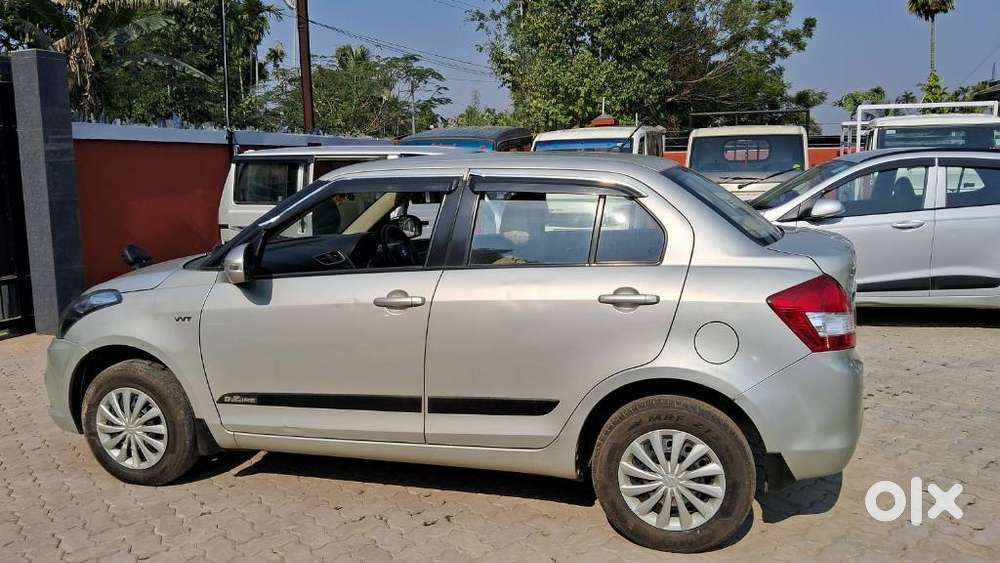 Maruti Suzuki Swift Dzire Vxi(o) Mt, 2017, Petrol