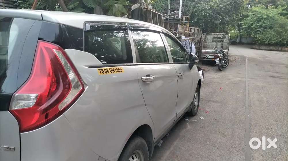 Mahindra Marazo