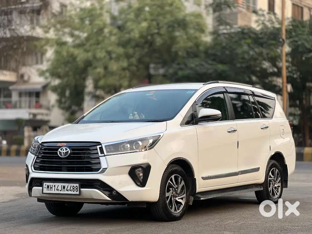 Toyota Innova Crysta 2021 Diesel 148000 Km Driven
