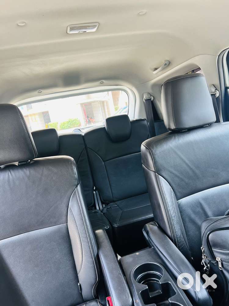 Maruti Suzuki Xl6 1.5 Alpha Plus At, 2020, Petrol