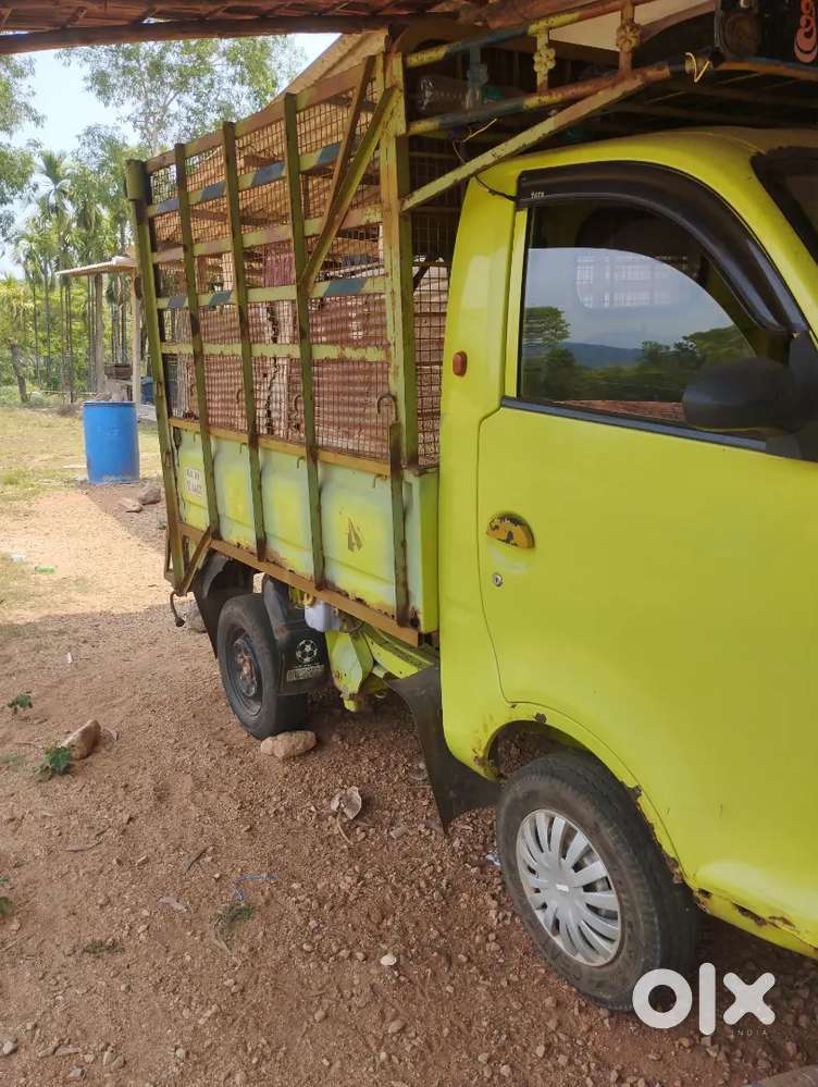 Maruti Suzuki Omni 2009