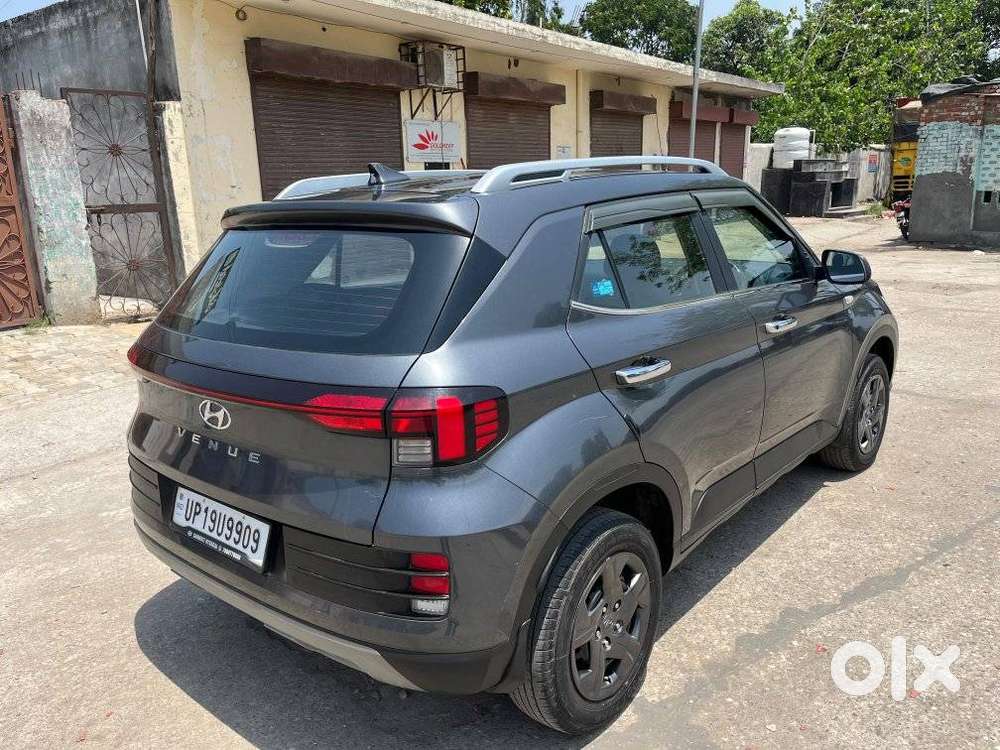 Hyundai Venue S Plus Mt 1.2 Kappa, 2024, Petrol