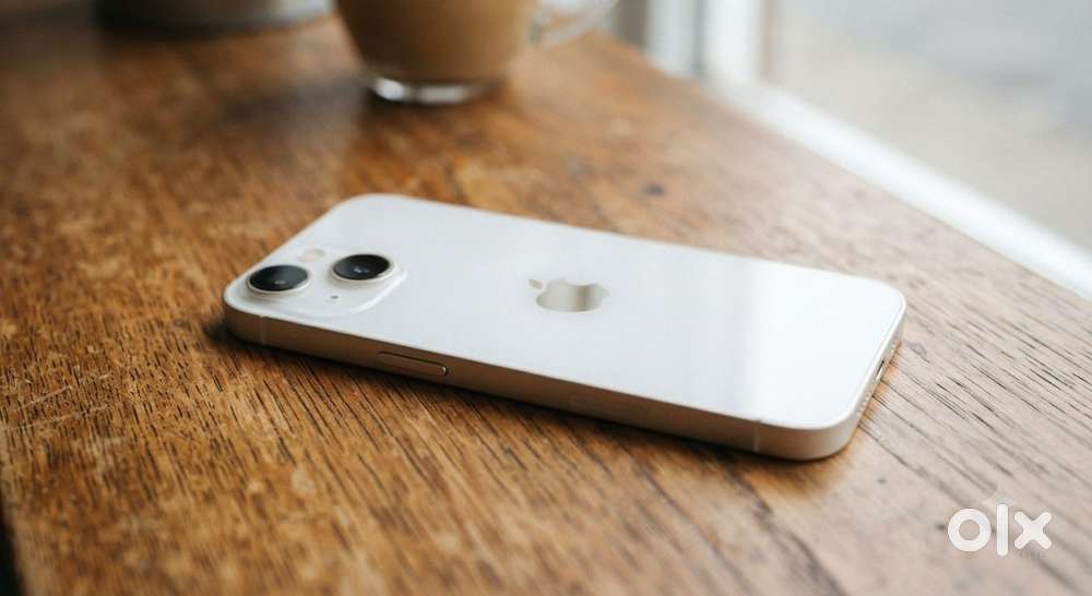 Apple iPhone 13 (Mint Condition / Scratchless