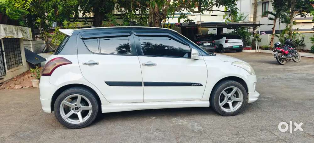 Maruti Suzuki Swift 2016
