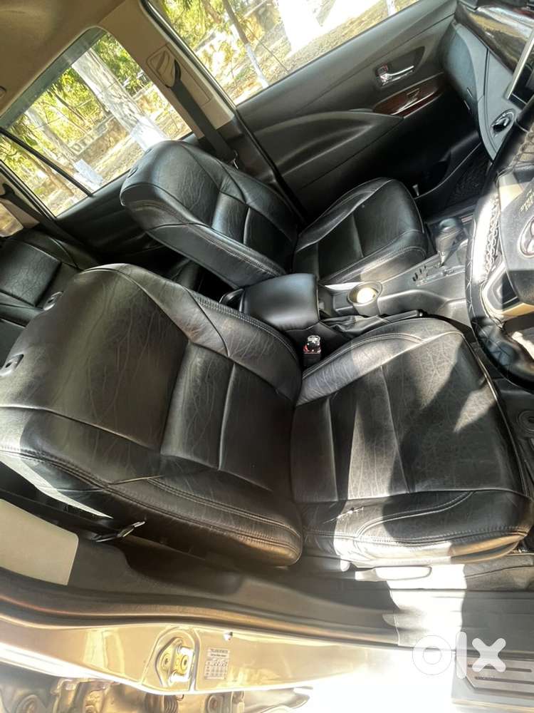 Toyota Innova Crysta 2019 Diesel 127300 Km Driven