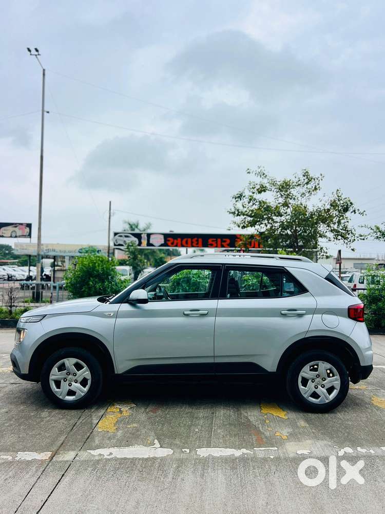 Hyundai Venue 1.0 S (o) Turbo Dct, 2019, Petrol