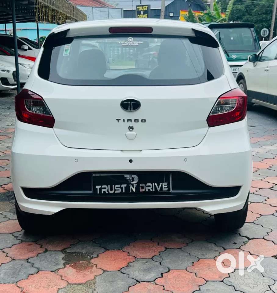 Tata Tiago 1.2 Revotron Xt (o), 2024, Petrol