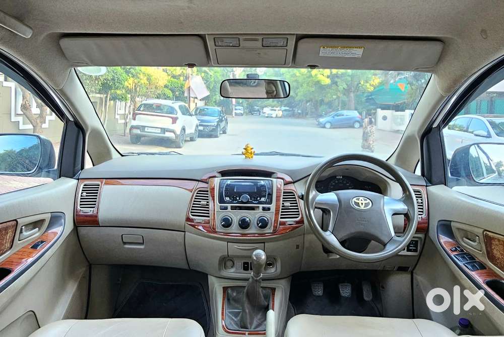 Toyota Innova [2013-2016] 2.5 G2 7 Str, 2015, Diesel