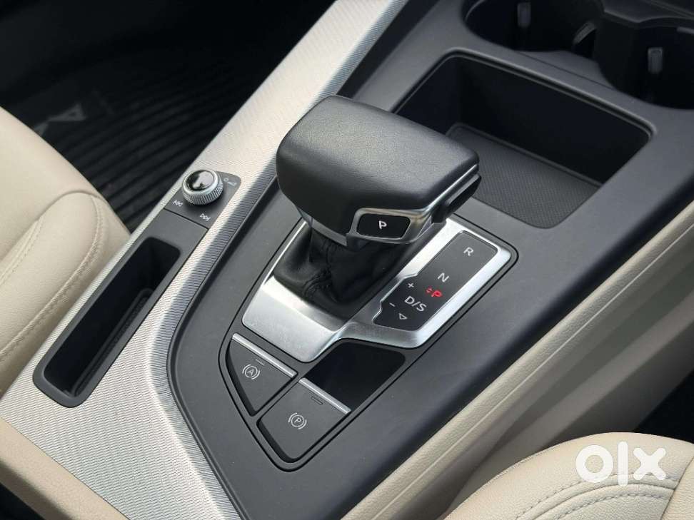 Audi A4 1.8 Tfsi Premium Plus, 2024, Petrol