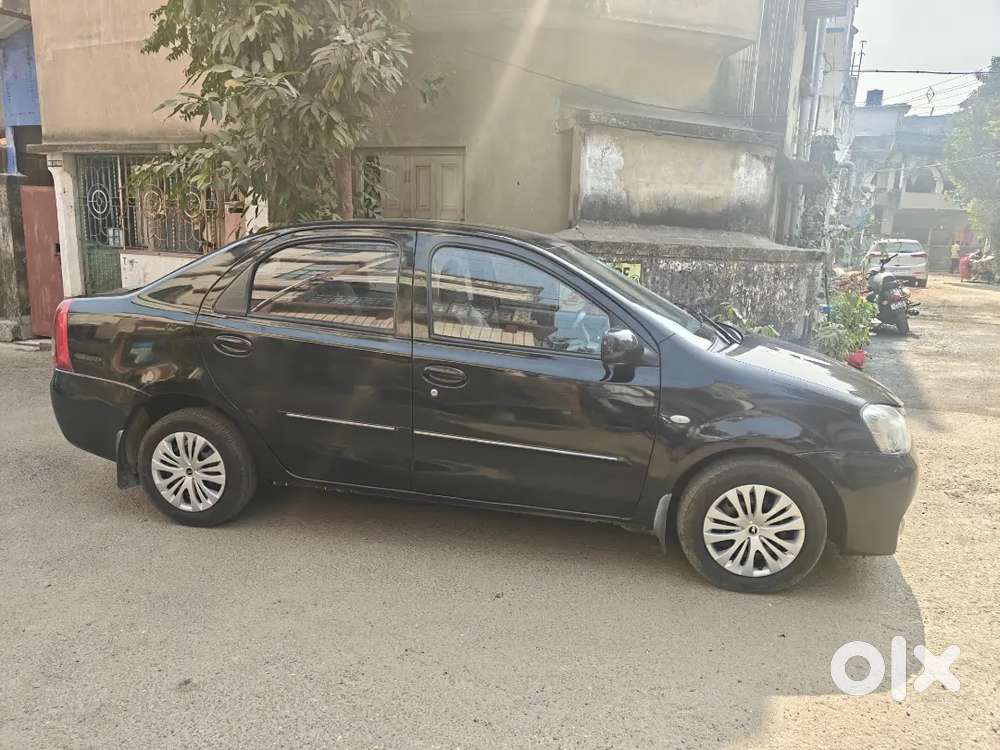 Toyota Etios 2011 Diesel 80000 Km Driven