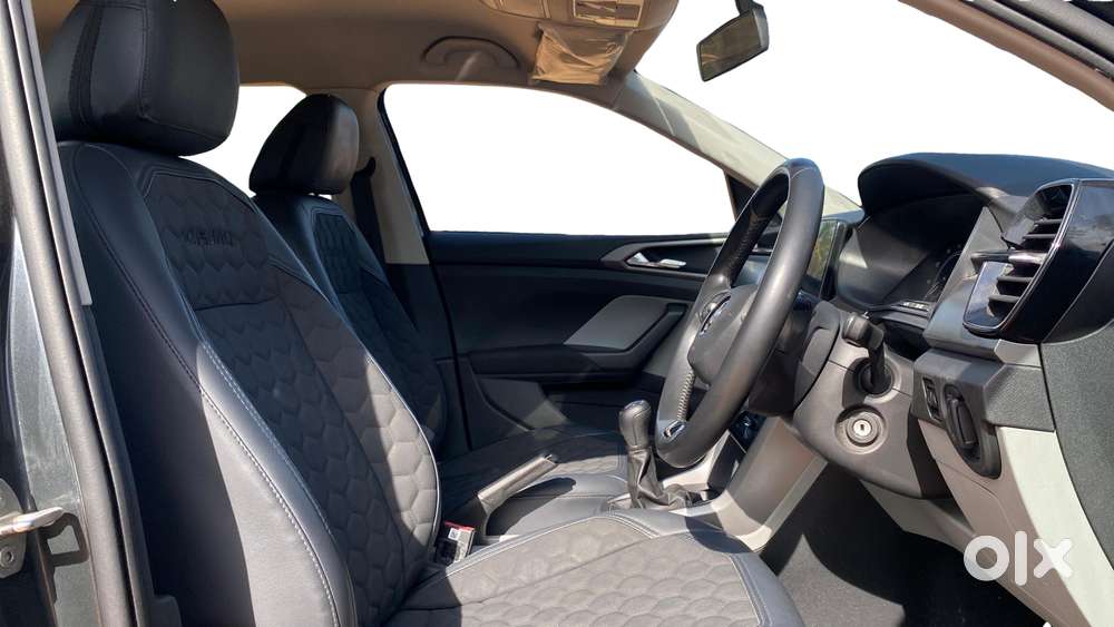 Skoda Kushaq 1.0 Tsi Ambition, 2022, Petrol