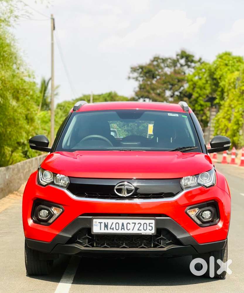 Tata Nexon 1.2 Revotron Xta, 2023, Petrol
